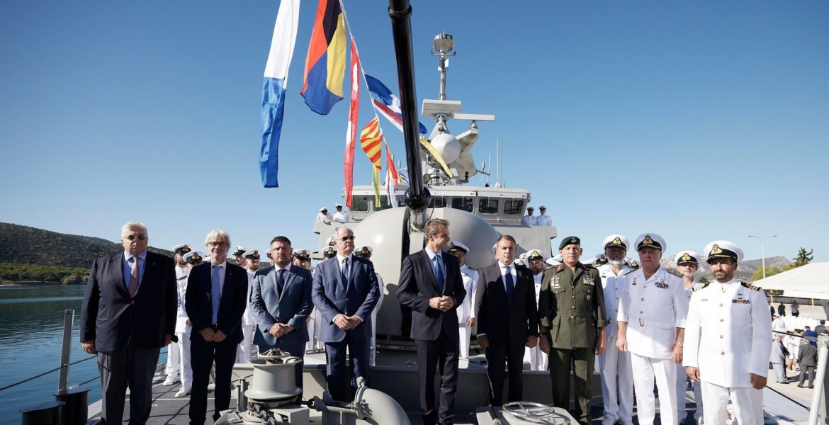 Greek PM Kyriakos Mitsotakis sent a stern message to Turkey and Recep Tayyip Erdogan on Thursday morning during the naming ceremony of the “Vlachakos” fast attack craft