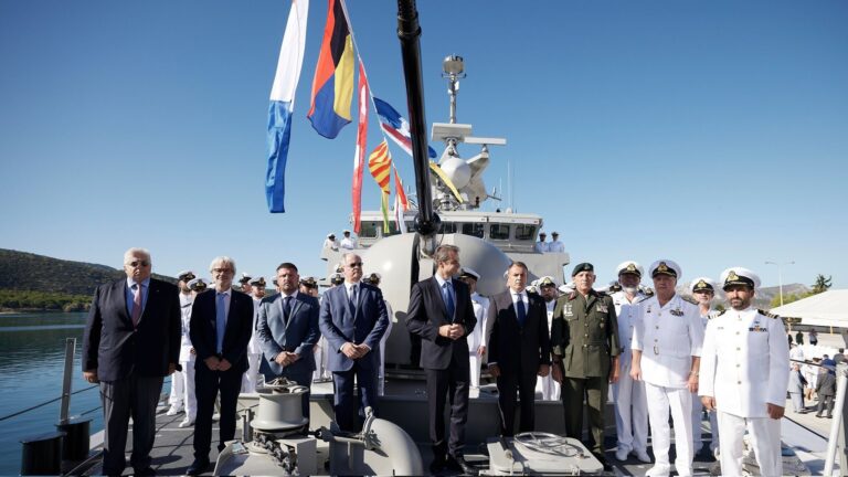 Greek PM Kyriakos Mitsotakis sent a stern message to Turkey and Recep Tayyip Erdogan on Thursday morning during the naming ceremony of the “Vlachakos” fast attack craft