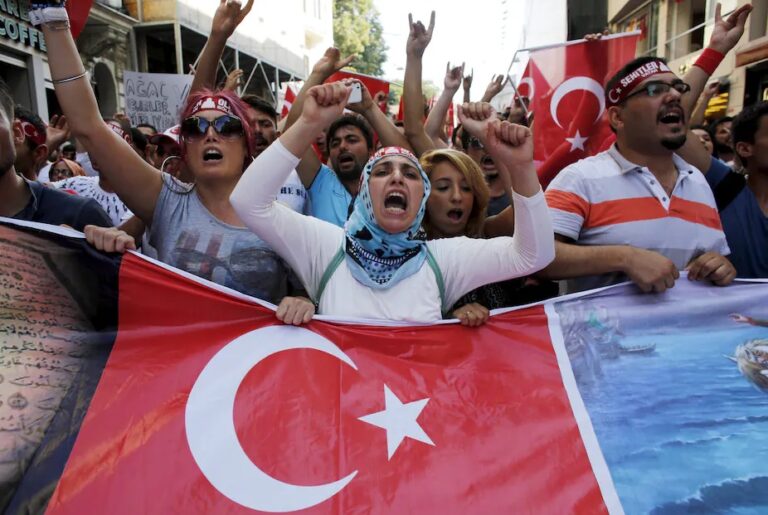 OPINION POLL: Turkish people defy Erdogan propaganda; do not see Greeks as their enemies