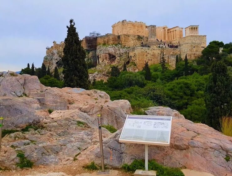 areopagus hill acropolis