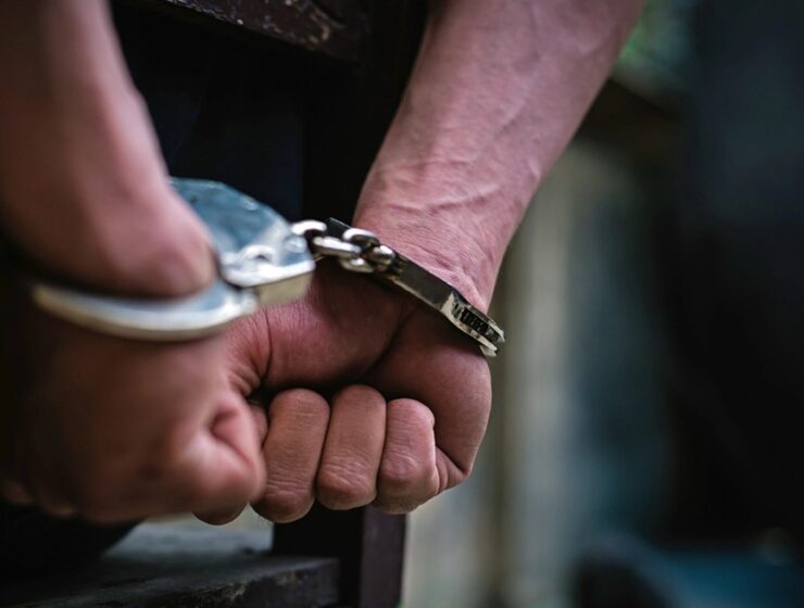 handcuffs arrested pakistanis thessaloniki