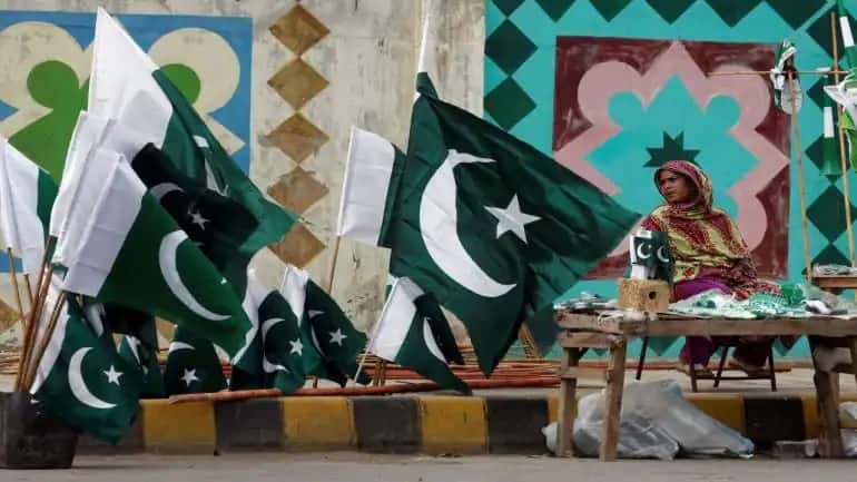 pakistani flags