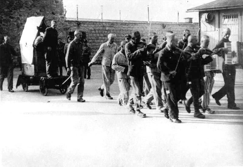 Bundesarchiv Bild 192 249 KZ Mauthausen Hinrichtung Bonarewitz