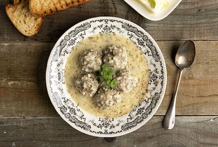 Yuvarlakia Greek meatball soup