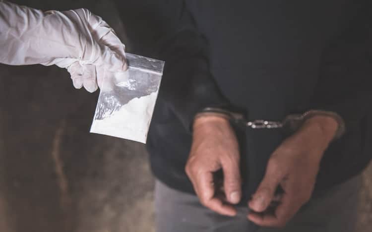 heroin arrest handcuffs Zakynthos