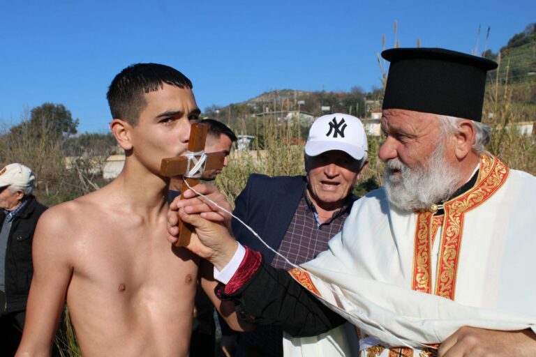 The Greek Minority of Albania celebrated Epiphany - See the photos