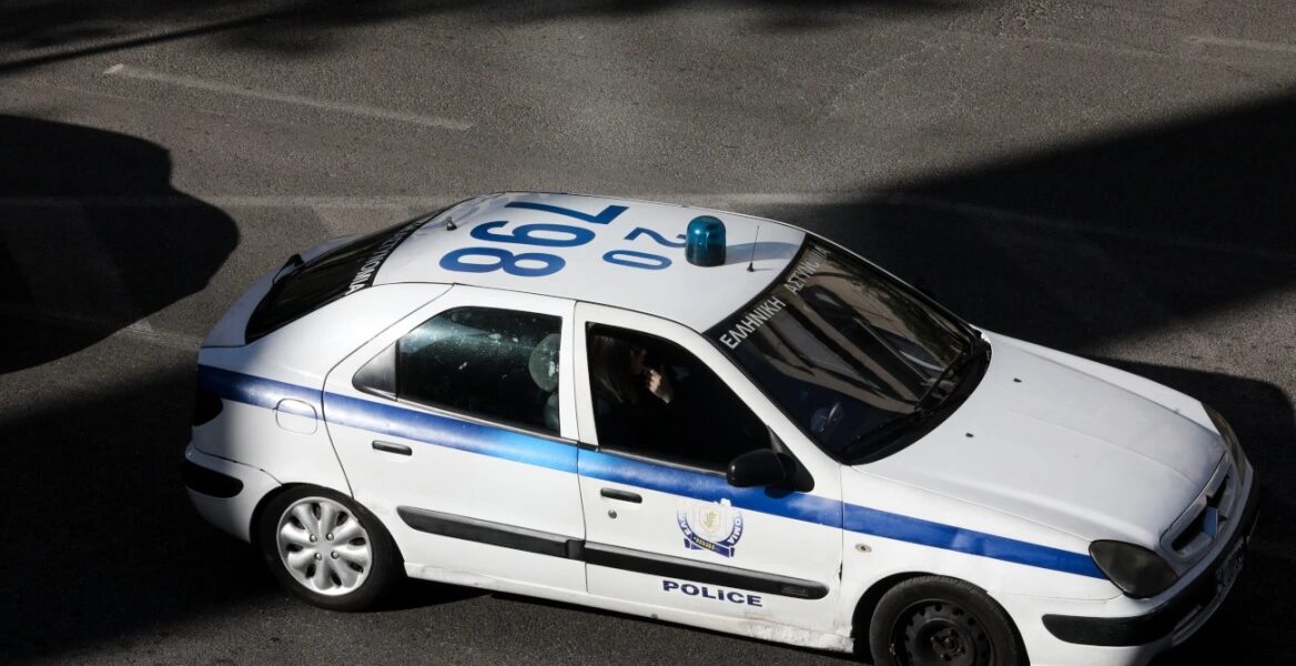 greek police car patras