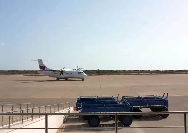 short flight shortest flights Sky Express ATR42 at Karpathos Airport (Photo: Thomas Ludwig, BSc).