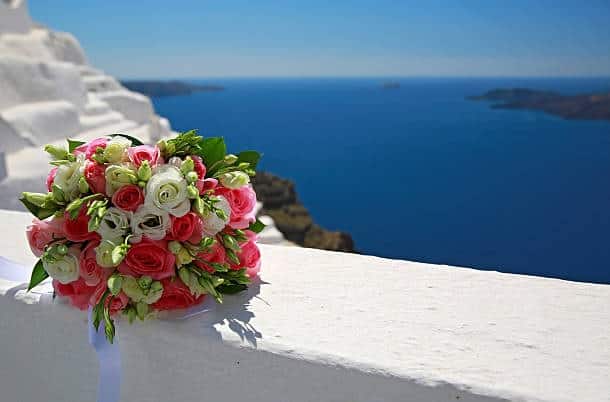 roses greek island santorini Valentine's Day