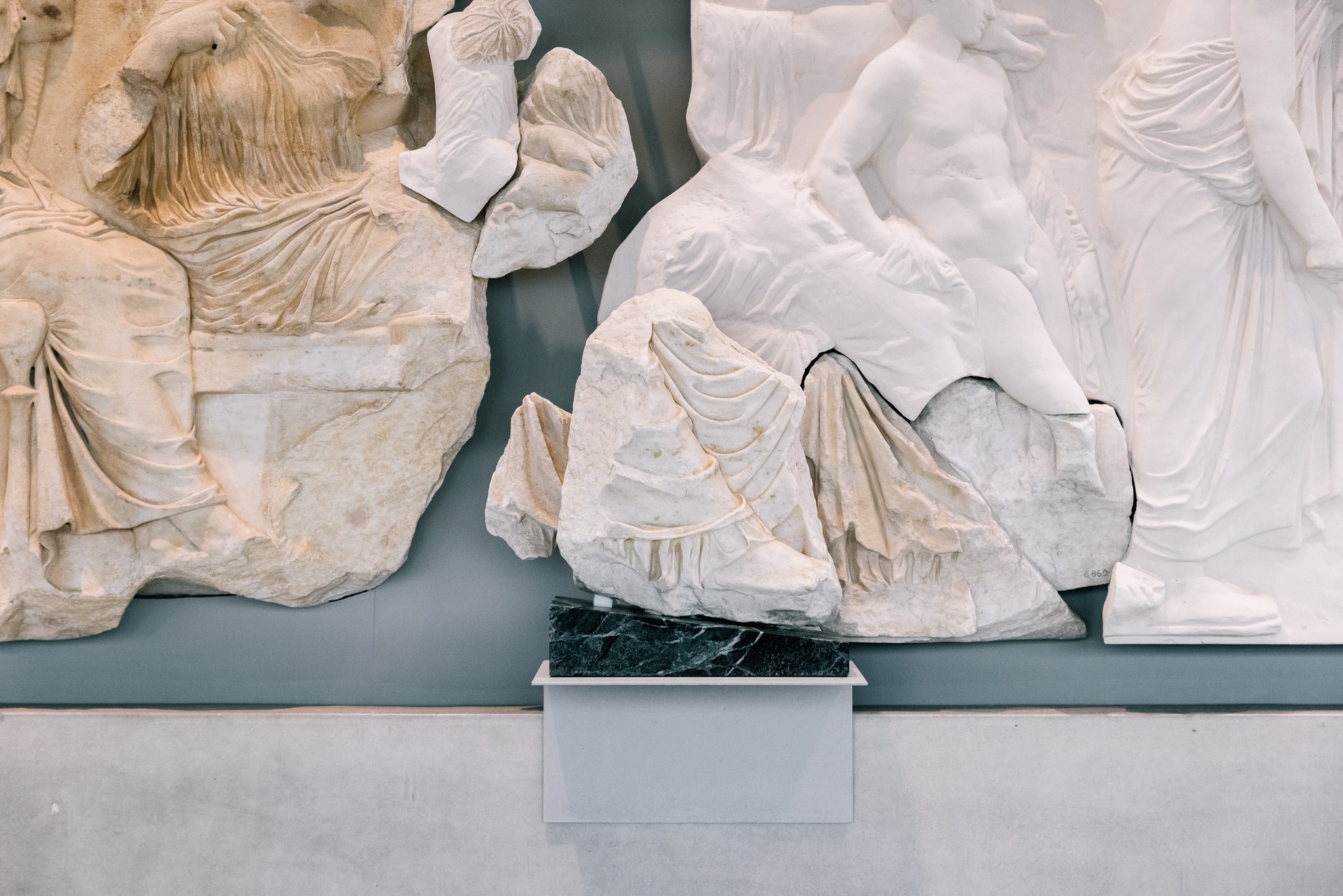 Acropolis Museum fragment 3