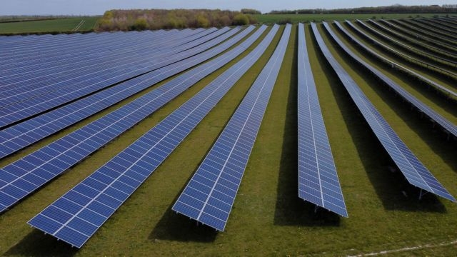 16 MW photovoltaic arrays