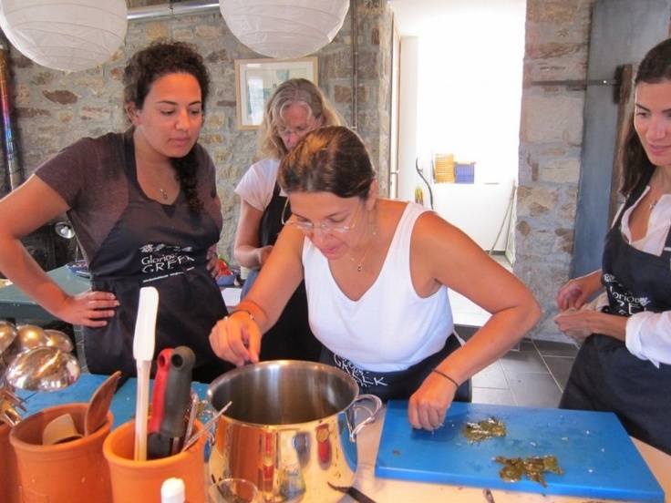 greek women cooking kitchen greeks