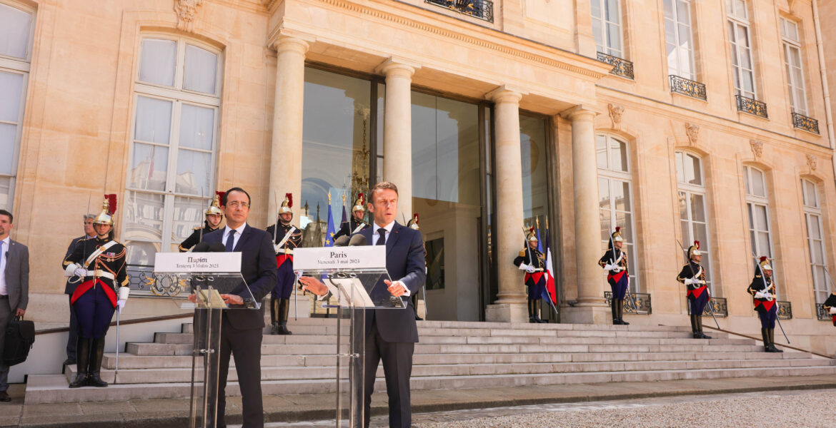 French President Emmanuel Macron on Wednesday said #Cyprus can count of #France’s support in the efforts to find a lasting solution to the Cyprus problem. Macron was talking after a meeting with President Nikos Christodoulides at the Elysee Palace in Paris