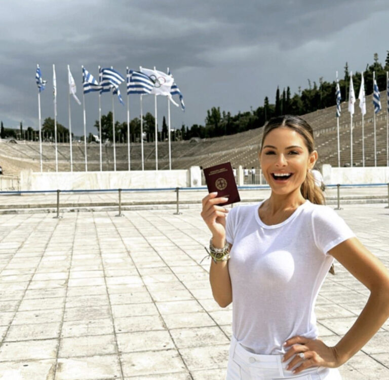 Maria Menounos Greek citizen