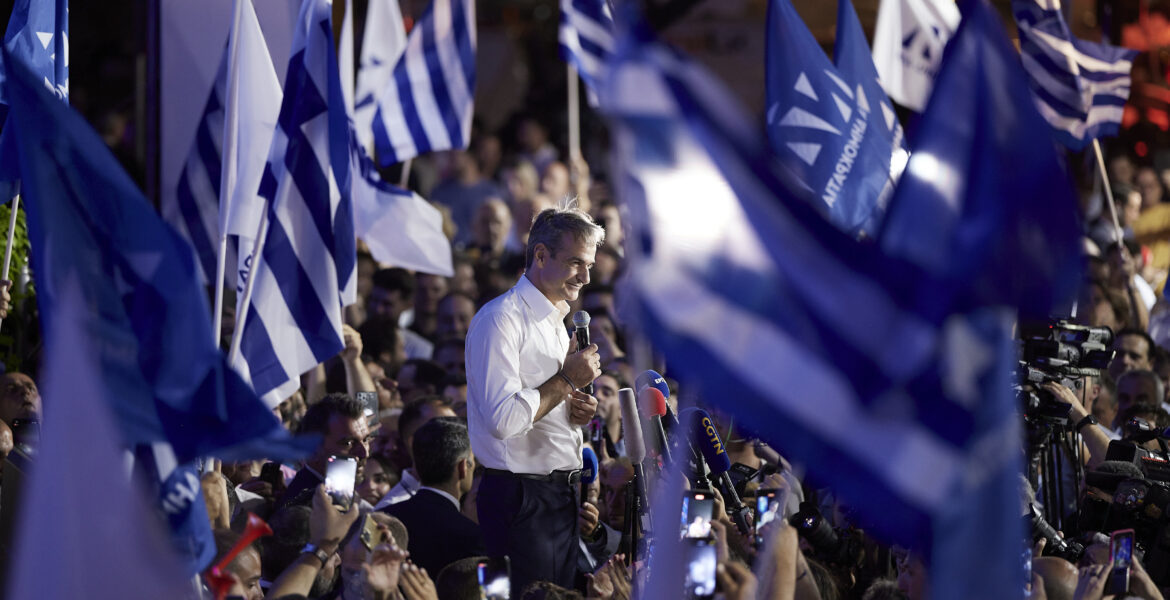 Greece's Conservative New Democracy Party Secures Landslide Victory, Prime Minister Mitsotakis Promises Swift Reforms