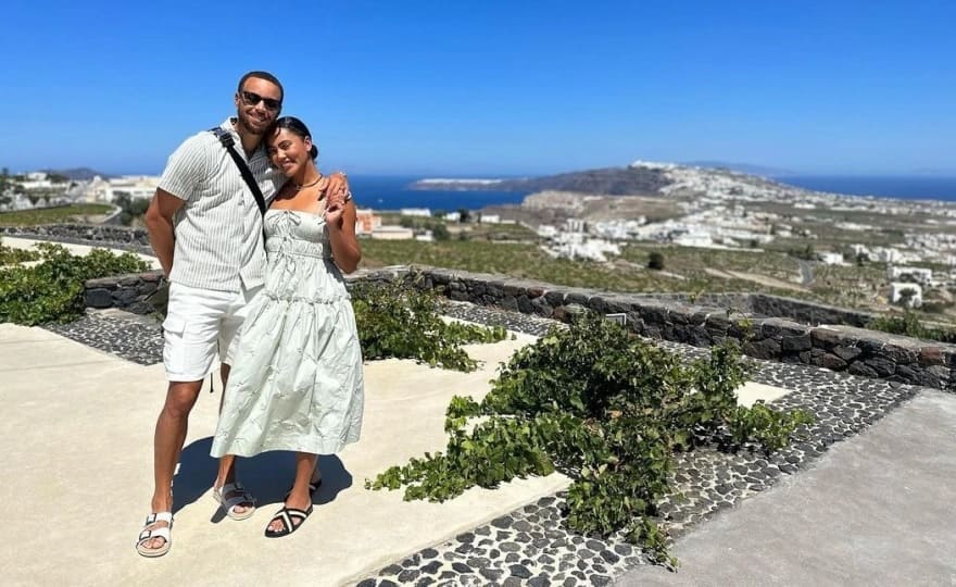 NBA Star Stephen Curry And His Wife Ayesha Celebrate Their 12th Wedding  Anniversary In Santorini