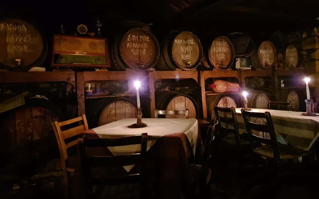 Gianni's Taverna, Kyparissos, Crete rare experience