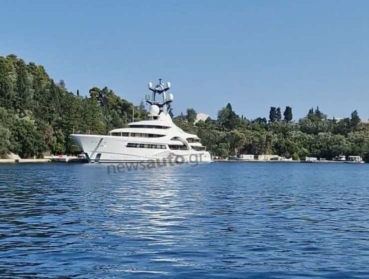 Dmitry Rybolovlev's yacht, skorpios july 2023