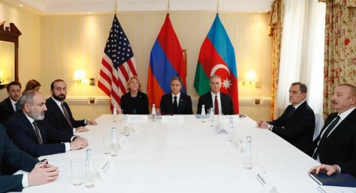 Azerbaijan rejects US mediation in Nagorno-Karabakh negotiations to hide its threats of war