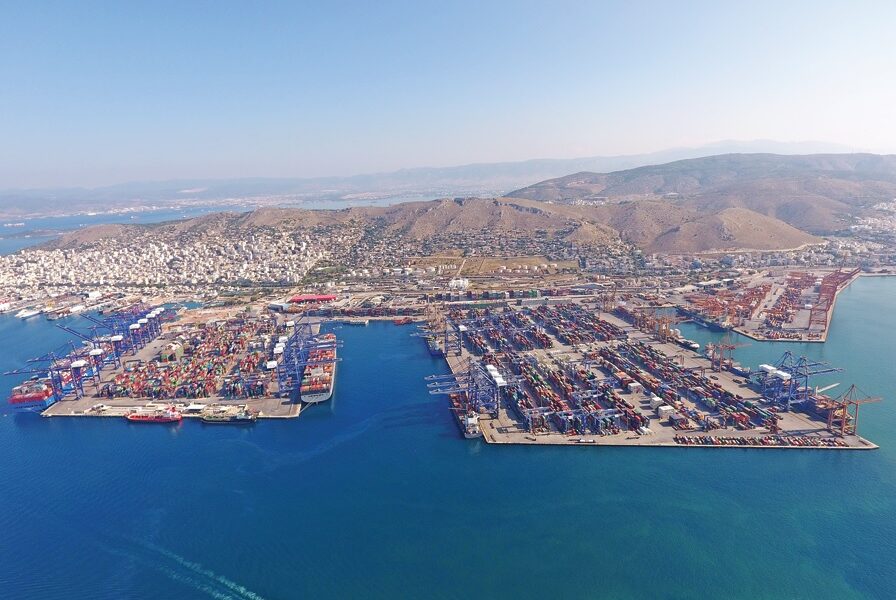 piraeus port commercial