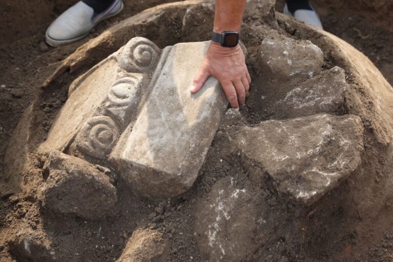 Archaeological Expedition Uncovers Ancient Synagogue in the Black Sea Region