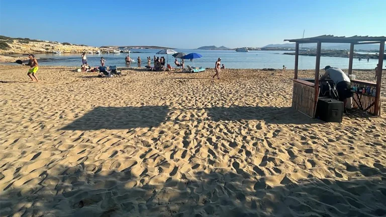 Greece Cracks Down on Beach Bar Violations Amidst 'Beach Towel Revolt'