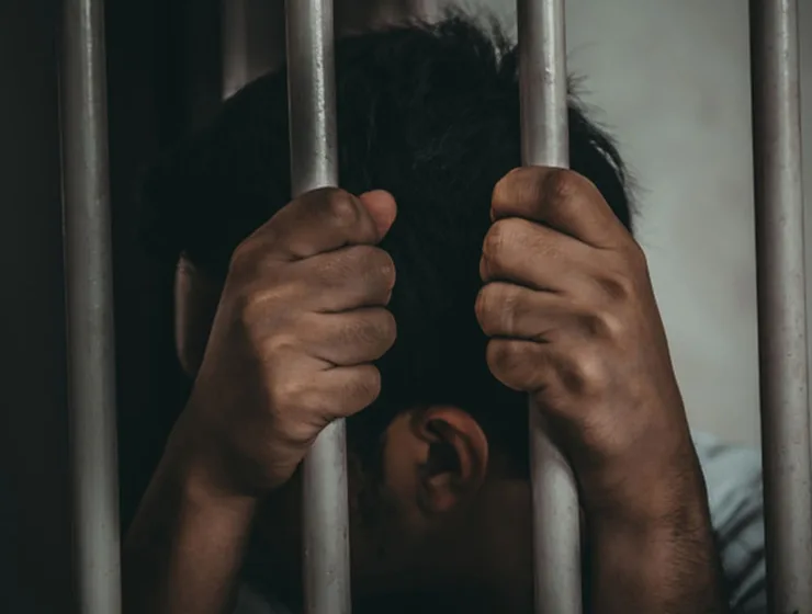 Pakistani handcuff arrested