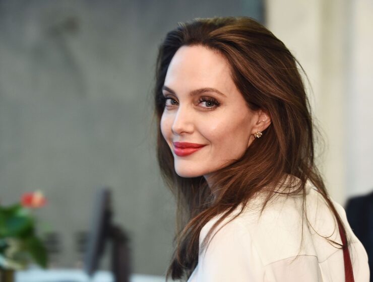 Angelina Jolie note