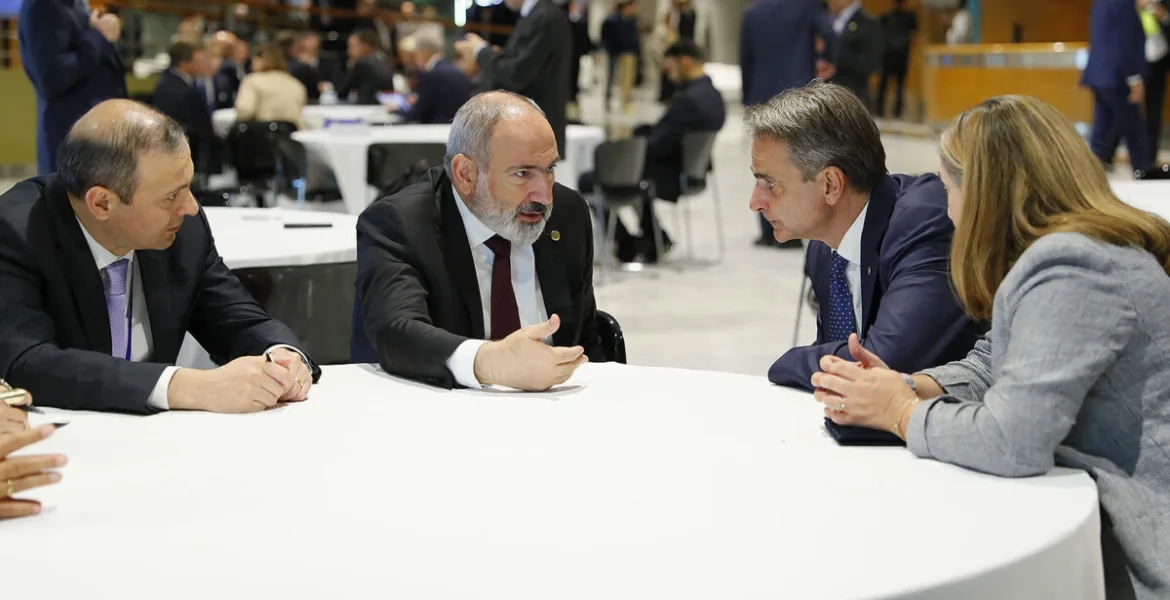 Prime Minister Nikol Pashinyan had a meeting with Prime Minister of Greece Kyriakos Mitsotakis in Granada.