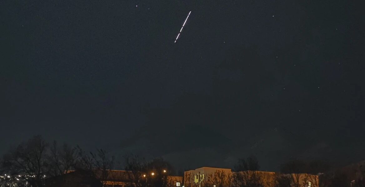 Elon Musk's Starlink satellites appeared in the sky of Xanthi