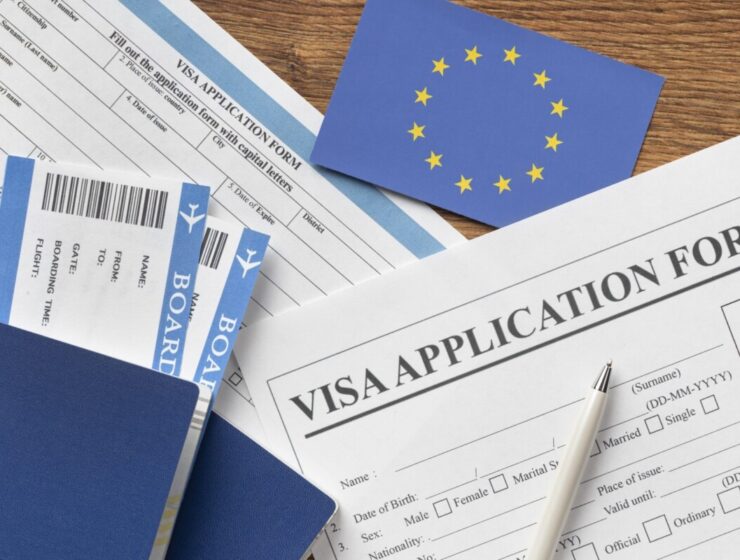 migrant visas application air tickets european union