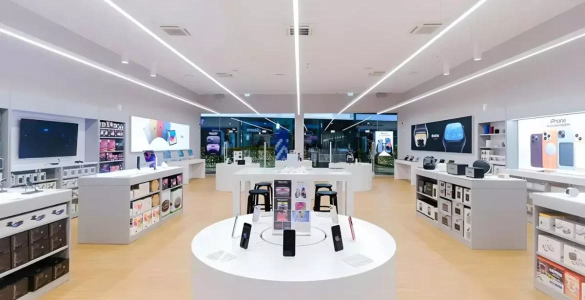 First-Apple-Premium-Partner-Store-Opens-Today-in-Greece-at-The-Mall