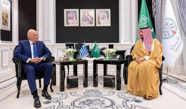 Prince Khalid bin Salman, the Minister of Defense, received Greek Minister of National Defense, Nikos Dendias in Riyadh on Thursday