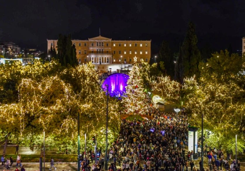 Athens Aglow: Mayor Bakoyannis Lights Up Syntagma Square with 24,000 Christmas Lights