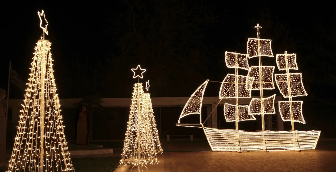 Greek christmas boat - Kakavia
