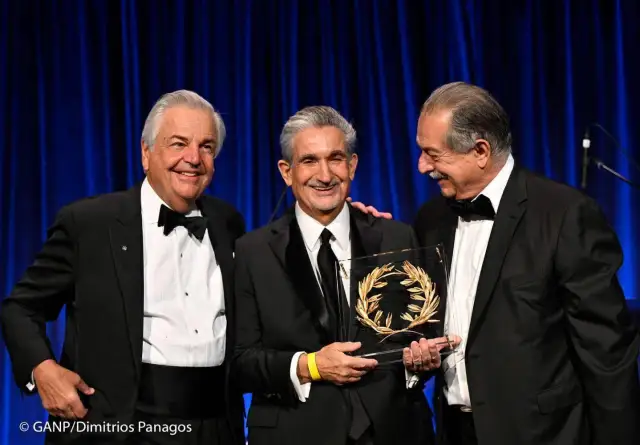 (L to R) George P. Stamas, THI Board President/Co-Founder; honoree Ted Leonsis, CEO Monumental St/Majority Owner Washington Wizards, Washington Capitals, and Washington Mystics; Andrew N. Liveris, THI Board Chairman/Co-Founder.
