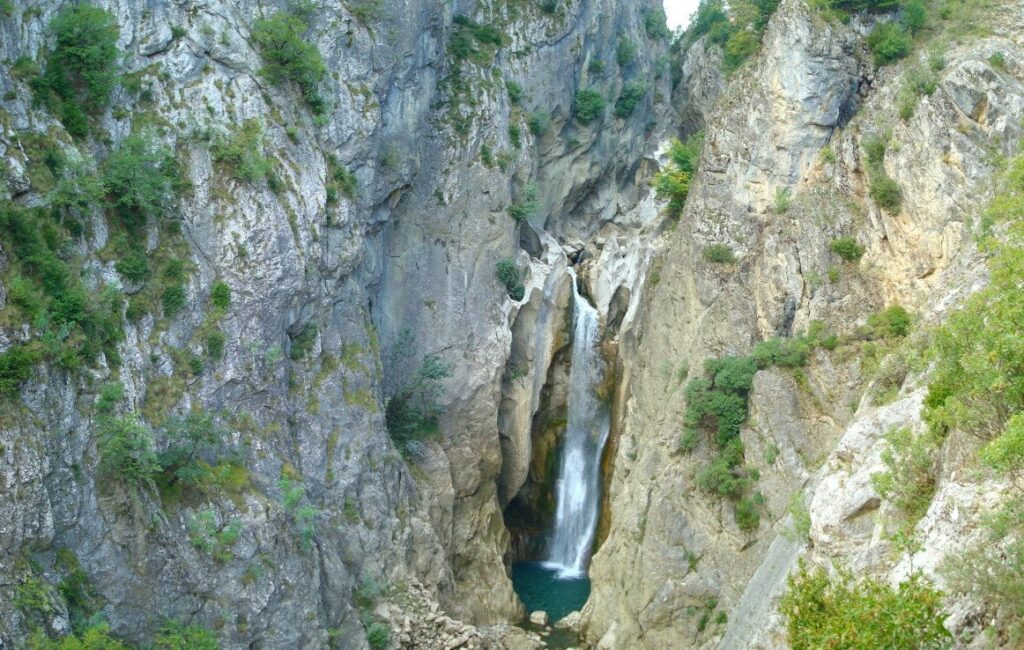 Tsourgiakas waterfalls