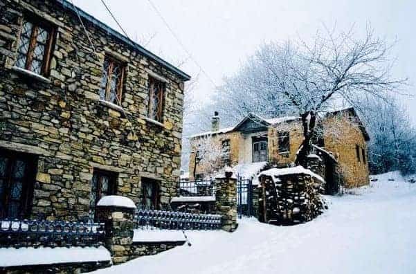 Nymfaio - A Charming Village in Northern Greece That Resembles a Fairy Tale