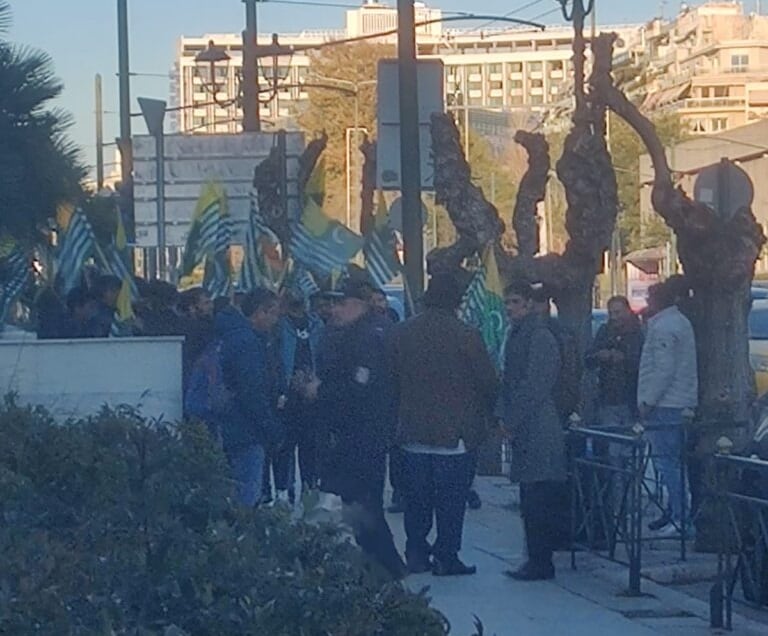 DIRECTUS: Protest at the Indian Embassy in Athens - Pakistani embassy is behind it