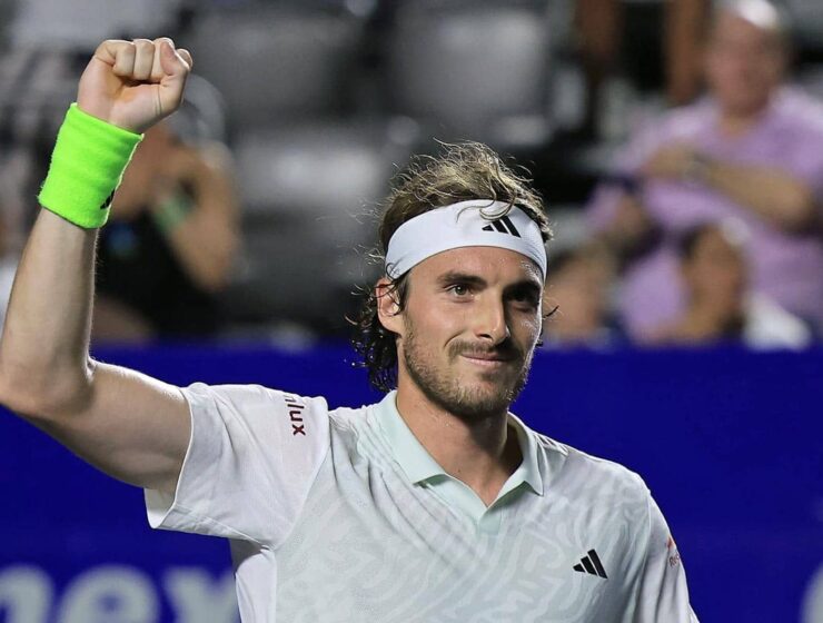 Stefanos Tsitsipas plays his best match of the year to beat Flavio Cobolli 6-3, 7-6(6) and reach the QFs for the third time in three Acapulco appearences.