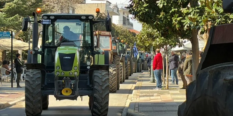 Tractors Gather for Pan-Hellenic Rally in Athens