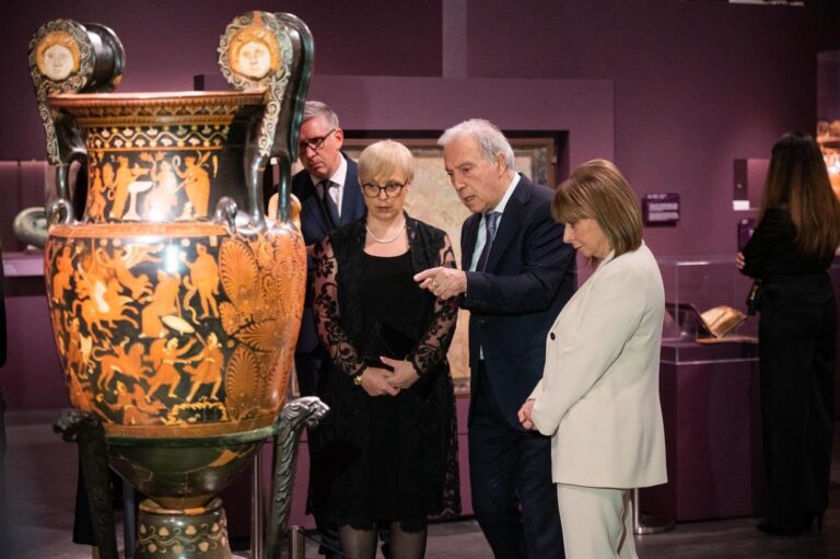 Acropolis Museum Hosts Slovenian President and Dignitaries for Exhibition Finale