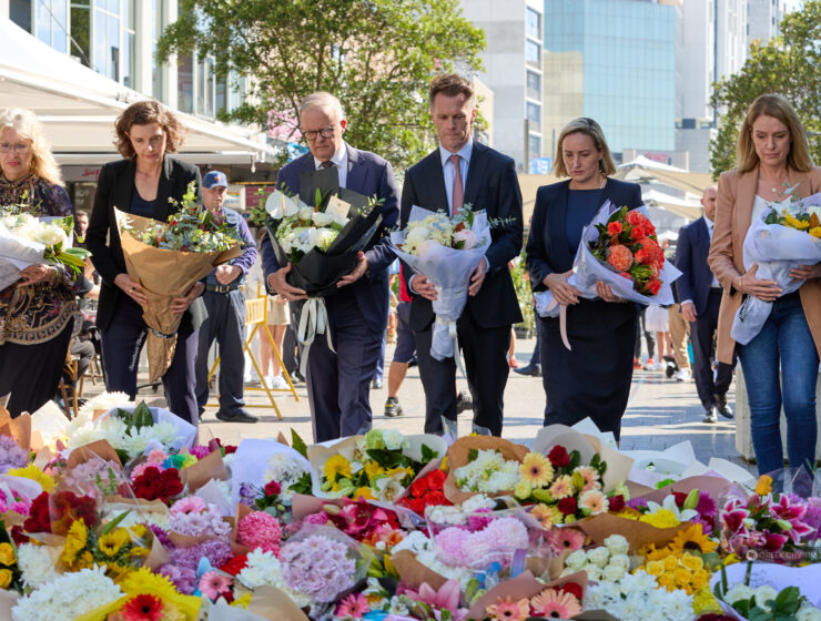 Prime Minister and NSW Premier Pay Tribute: Laying Flowers at Bondi Junction Stabbing Memorial