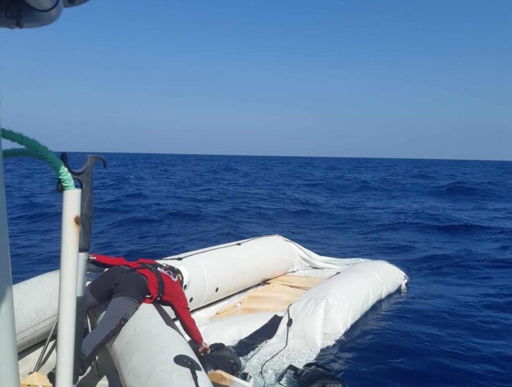 According to the Greek coast guard, a boat was found semi submerged in the sea area of Agios Isidoros, northwest of Karlovasi, Samos north west.