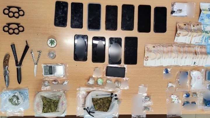 Greek Police bust drug dealers operating out of school complex