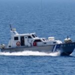 Fire Brigade recovers bodies of three girls after migrants boat crashes on rocky shore