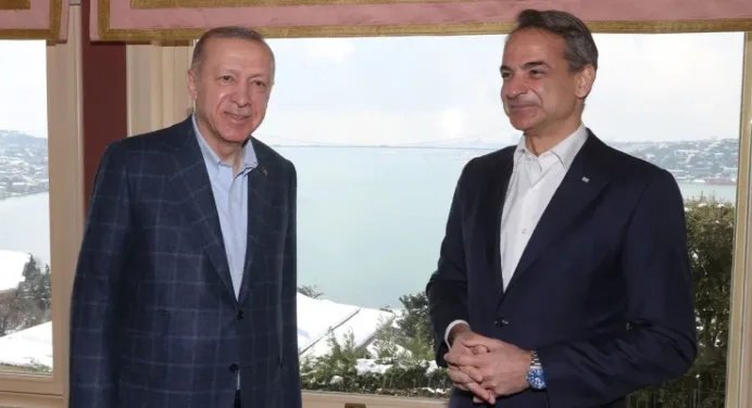 Kyriakos Mitsotakis Arrives in Ankara, Welcomed by Fidan Before Dialogue with Erdogan