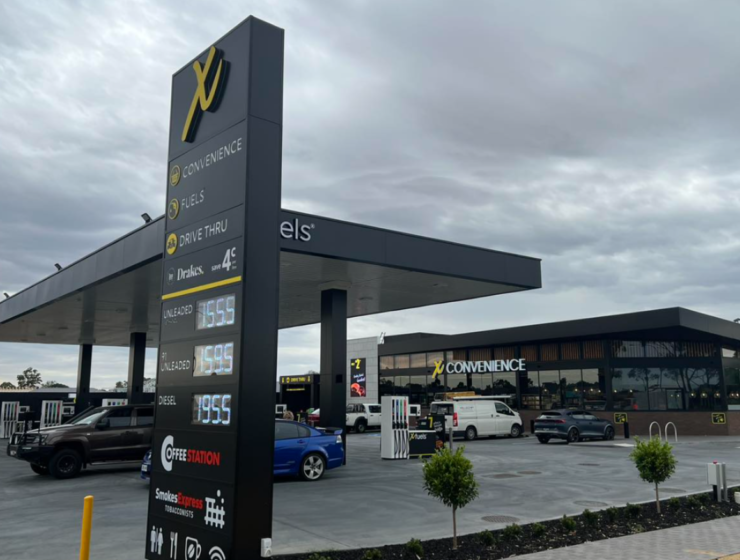 Two months after the billion-dollar buyout of OTR was completed, a major industry player has bought up a rival chain of South Australian fuel and convenience store outlets.
