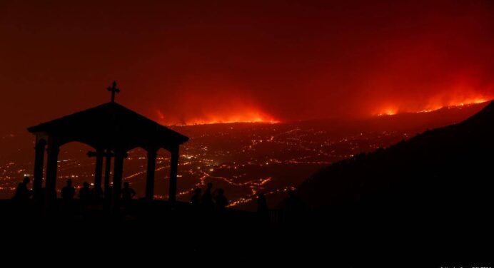 Greece Braces for Severe Wildfire Season Amid Containment Concerns