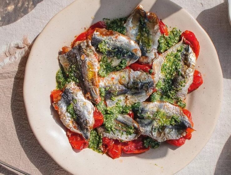 sardines with roasted cherry tomatoes and fennel pesto